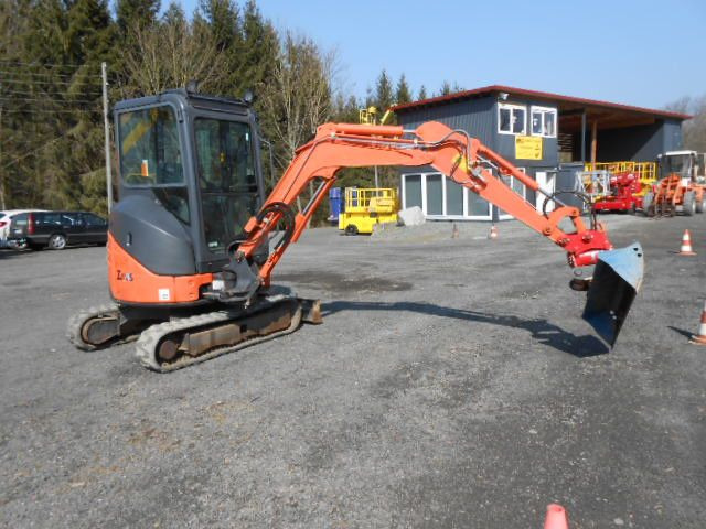 Hitachi ZX22U-2CLR , Powertilt - Мини-экскаватор: фото 3 Hitachi ZX22U-2CLR , Powertilt - Мини-экскаватор: фото 3