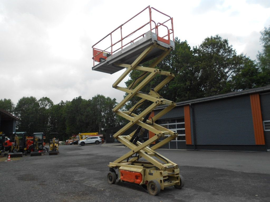 Ножничный подъемник JLG JLG 3246, Scherenarbeitsbühne, 11,9 m: фото 8