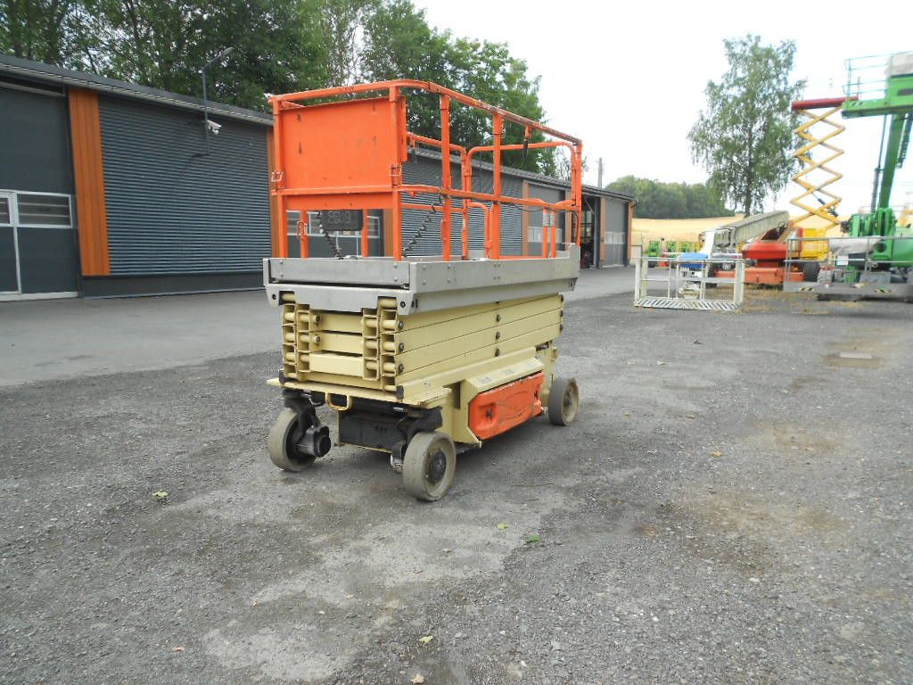 Ножничный подъемник JLG JLG 3246, Scherenarbeitsbühne, 11,9 m: фото 17