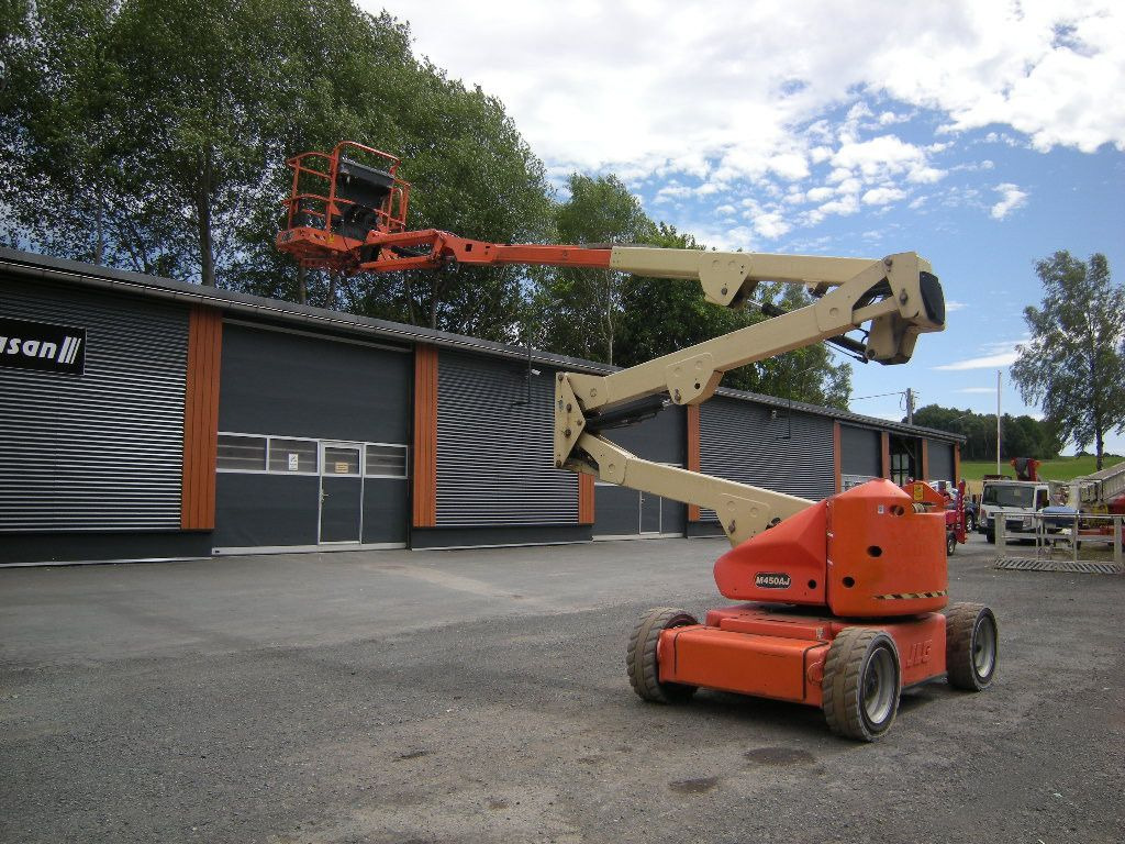JLG M450 AJ Gelenkteleskoparbeitsbühne 16 m - Грузовик с подъемником: фото 2 JLG M450 AJ Gelenkteleskoparbeitsbühne 16 m - Грузовик с подъемником: фото 2