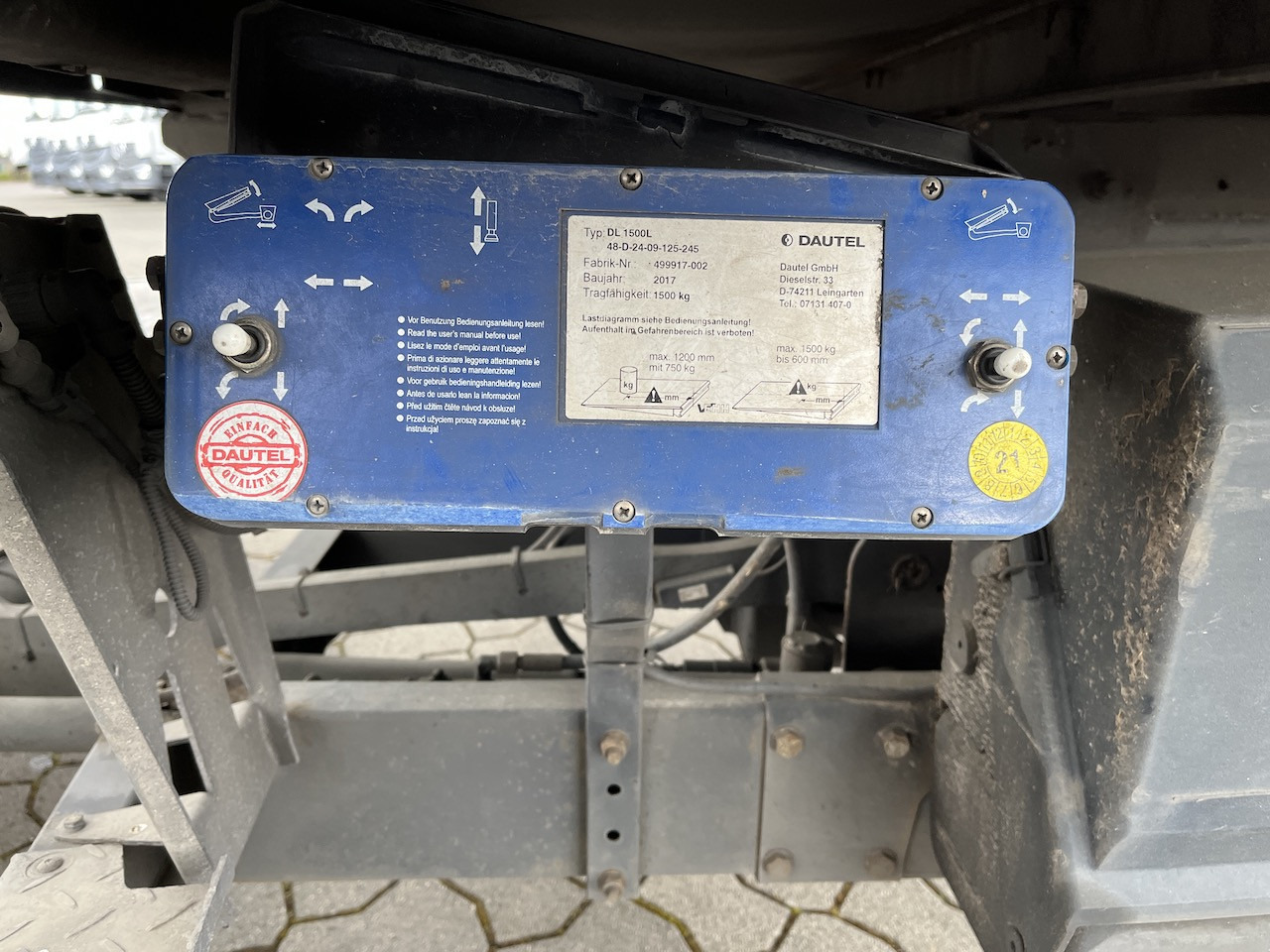 Iveco 120E25 Eurocargo 4x2 Koffer | Ladebordwand - Грузовик с закрытым кузовом: фото 4 Iveco 120E25 Eurocargo 4x2 Koffer | Ladebordwand - Грузовик с закрытым кузовом: фото 4