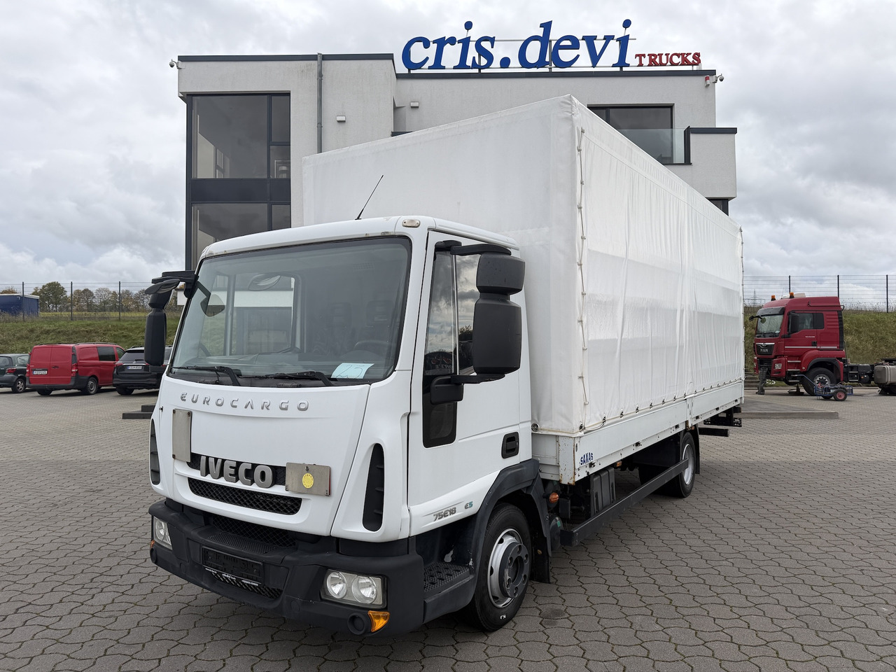Iveco 75 E 180 4x2 LBW - Тентованный фургон: фото 1 Iveco 75 E 180 4x2 LBW - Тентованный фургон: фото 1
