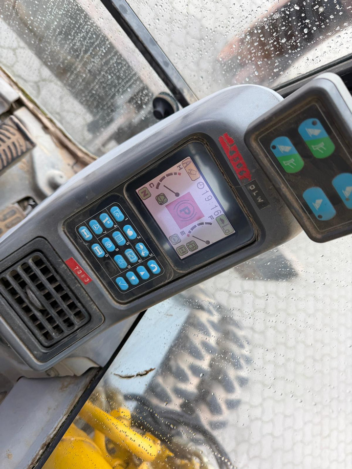 Komatsu PW 180 - 7 - Колёсный экскаватор: фото 4 Komatsu PW 180 - 7 - Колёсный экскаватор: фото 4