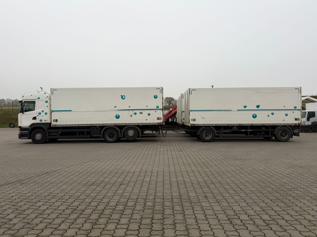 Scania R 450 6x2 Geränkezug + Orten Anhänger - Грузовик с закрытым кузовом: фото 2 Scania R 450 6x2 Geränkezug + Orten Anhänger - Грузовик с закрытым кузовом: фото 2