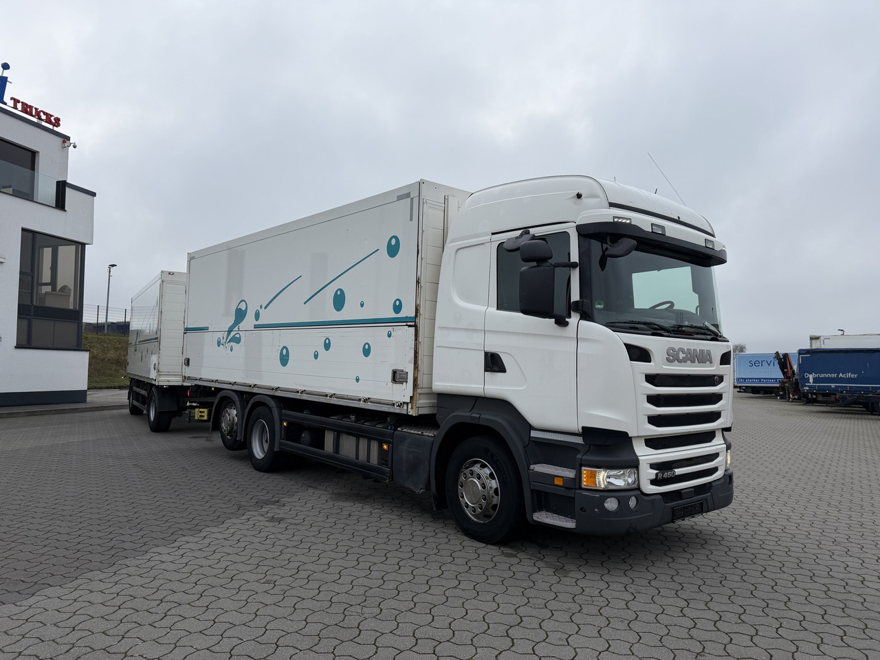 Scania R 450 6x2 Geränkezug + Orten Anhänger - Грузовик для перевозки напитков: фото 2 Scania R 450 6x2 Geränkezug + Orten Anhänger - Грузовик для перевозки напитков: фото 2