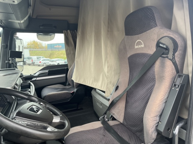 MAN TGX 18.500 4x2 Intader - Тягач: фото 2 MAN TGX 18.500 4x2 Intader - Тягач: фото 2