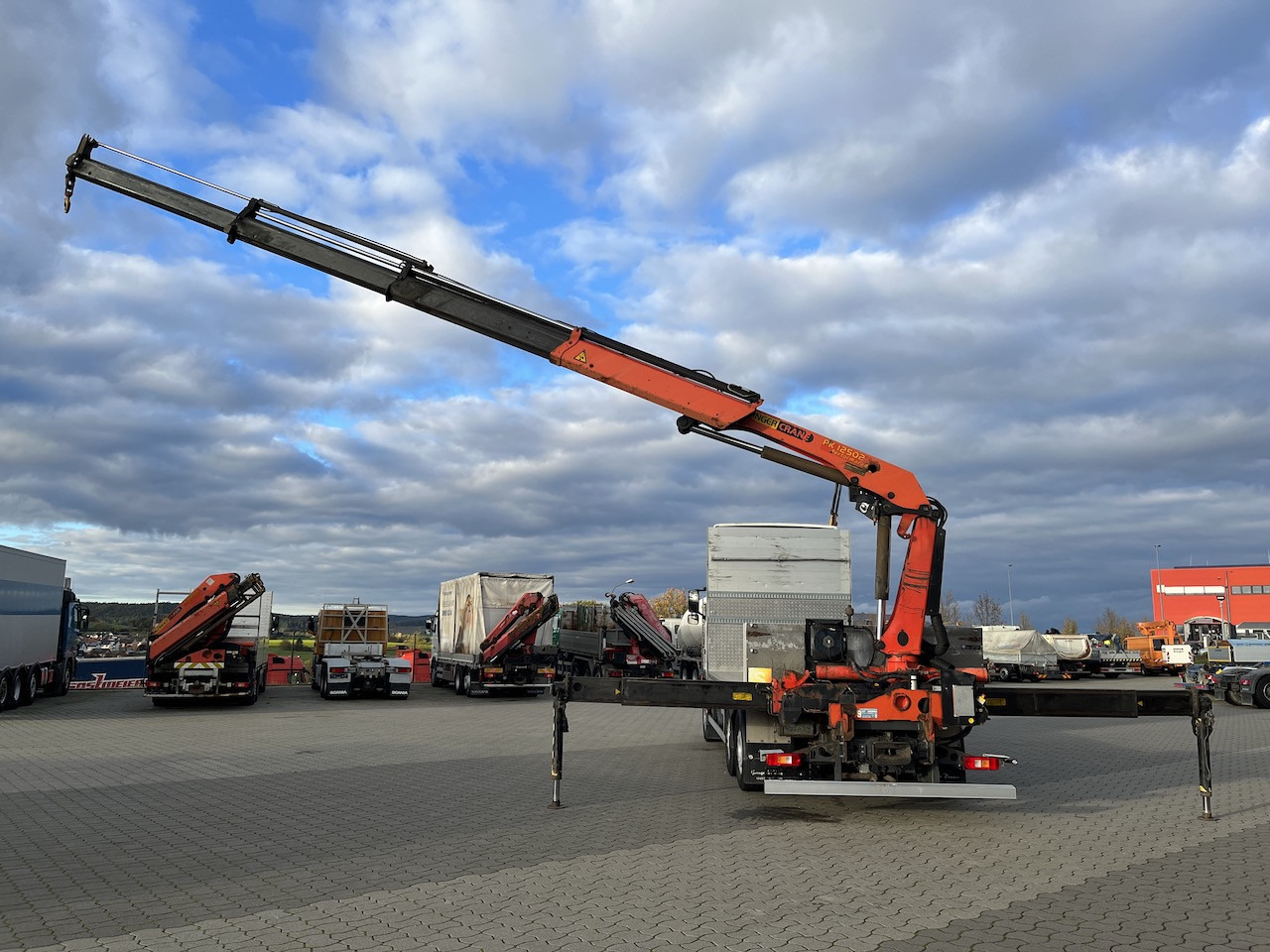 Автоманипулятор, Грузовик бортовой/ Платформа Volvo FH 520 6x2  Palfinger PK 12502 | AHK: фото 14 Автоманипулятор, Грузовик бортовой/ Платформа Volvo FH 520 6x2  Palfinger PK 12502 | AHK: фото 14