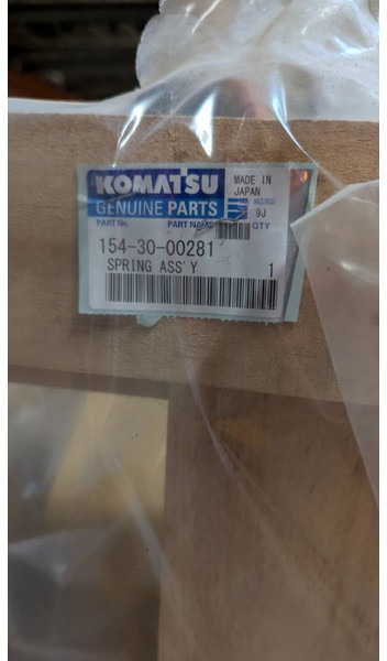 Komatsu D85PX-18 -SPRING ASSY - 154-30-00281 - Рама/ Шасси для Строительной техники: фото 2 Komatsu D85PX-18 -SPRING ASSY - 154-30-00281 - Рама/ Шасси для Строительной техники: фото 2