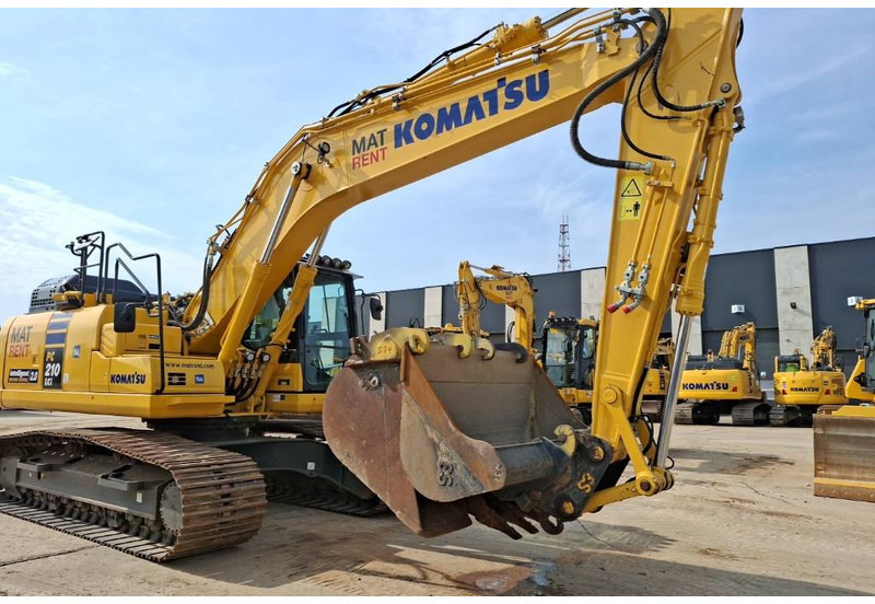 Komatsu PC210LCI-11E0 - Гусеничный экскаватор: фото 1 Komatsu PC210LCI-11E0 - Гусеничный экскаватор: фото 1