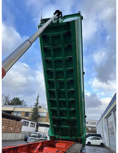 Kempf SKM 35/3 Hardox 31 m³ Lift ALCOA SKM 35/3 Hardox 31 m³ Lift ALCOA - Самосвальный полуприцеп: фото 4 Kempf SKM 35/3 Hardox 31 m³ Lift ALCOA SKM 35/3 Hardox 31 m³ Lift ALCOA - Самосвальный полуприцеп: фото 4