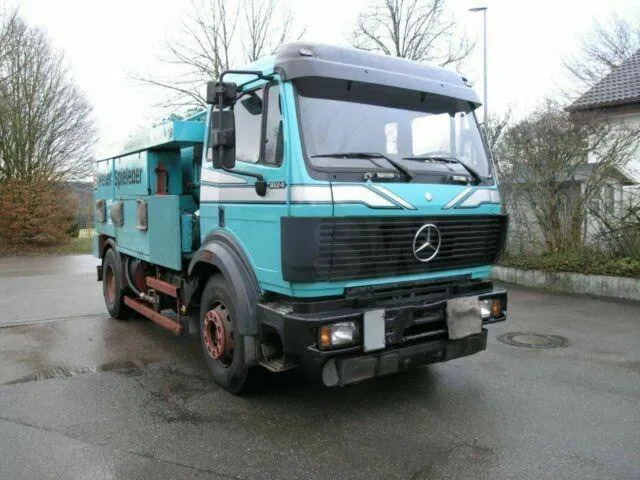 Mercedes-Benz SK 1824 ASSMANN SAUG SPÜL A3 TANK KOMBIFZ - Мойка высокого давления: фото 2 Mercedes-Benz SK 1824 ASSMANN SAUG SPÜL A3 TANK KOMBIFZ - Мойка высокого давления: фото 2