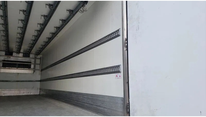 Рефрижератор Scania P360 4X2 Fleisch Rohrbahnen Carrier Vector 1550: фото 13 Рефрижератор Scania P360 4X2 Fleisch Rohrbahnen Carrier Vector 1550: фото 13