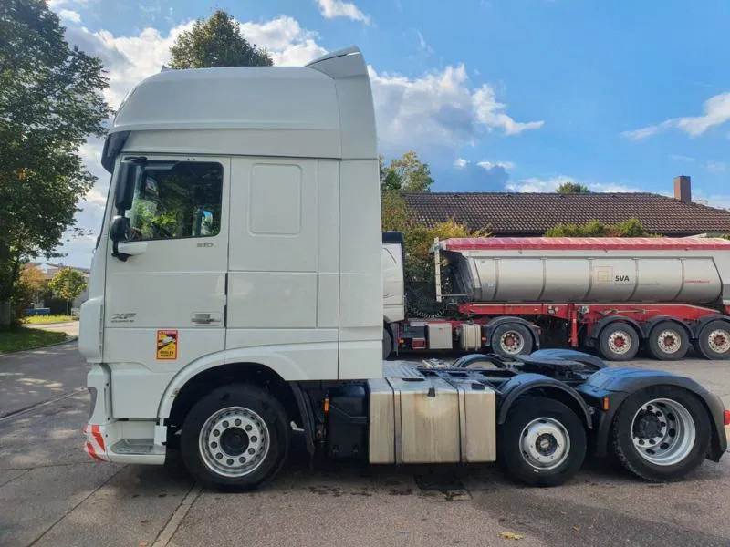 DAF XF 106.510 FT 6x2/4 SSC 3-Achser MEGA E6 - Тягач: фото 2 DAF XF 106.510 FT 6x2/4 SSC 3-Achser MEGA E6 - Тягач: фото 2