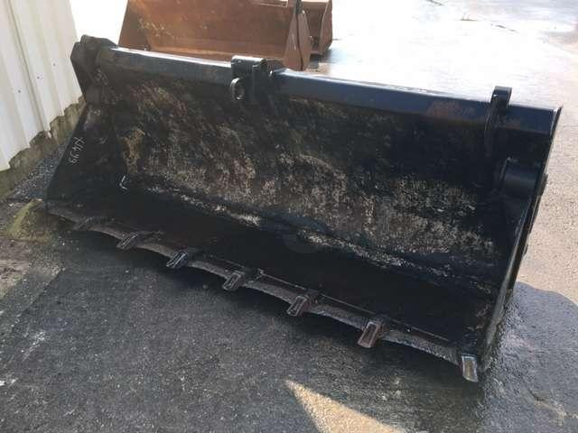 2350mm - Ковш для погрузчика: фото 1 2350mm - Ковш для погрузчика: фото 1