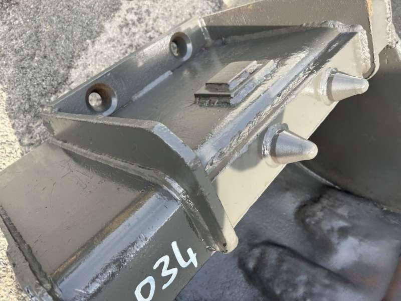 MECALAC 12 - 870mm - fond à revoir - Ковш для экскаватора: фото 5 MECALAC 12 - 870mm - fond à revoir - Ковш для экскаватора: фото 5