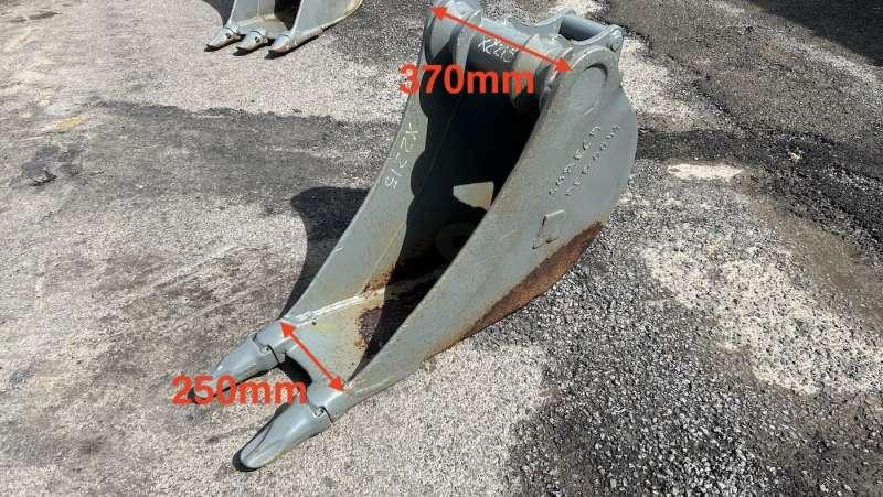 MORIN M3 - 250mm - Ковш для экскаватора: фото 1 MORIN M3 - 250mm - Ковш для экскаватора: фото 1