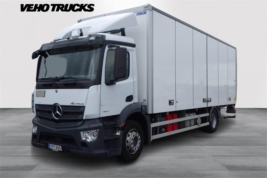 Mercedes-Benz ACTROS 5 1827 KSA-kori + PL - Изотермический грузовик: фото 1 Mercedes-Benz ACTROS 5 1827 KSA-kori + PL - Изотермический грузовик: фото 1