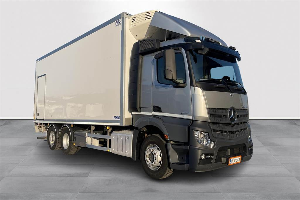 Mercedes-Benz ACTROS L 2551 6x2 FRC 06/2027 - Изотермический грузовик: фото 3 Mercedes-Benz ACTROS L 2551 6x2 FRC 06/2027 - Изотермический грузовик: фото 3