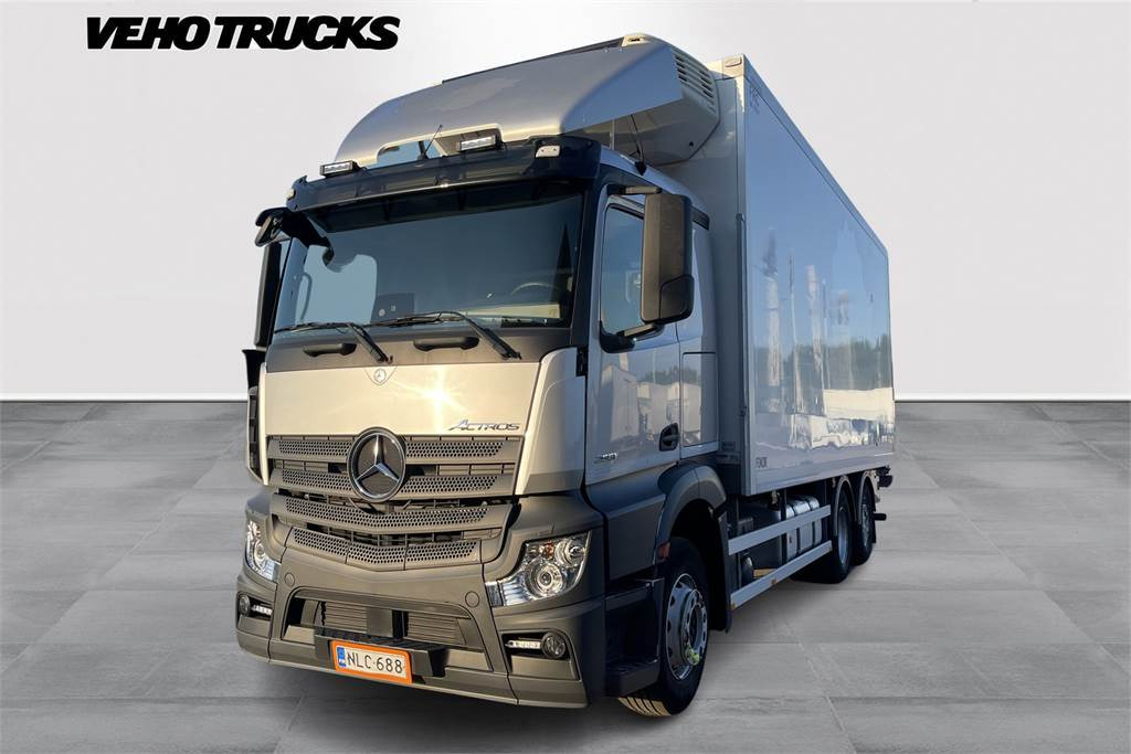Mercedes-Benz ACTROS L 2551 6x2 FRC 06/2027 - Изотермический грузовик: фото 1 Mercedes-Benz ACTROS L 2551 6x2 FRC 06/2027 - Изотермический грузовик: фото 1