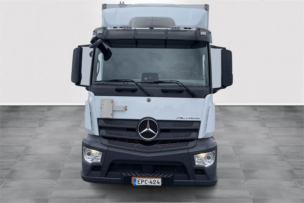 Mercedes-Benz Actros 1827 4x2 8,7m umpikori+PL nostin - Изотермический грузовик: фото 2 Mercedes-Benz Actros 1827 4x2 8,7m umpikori+PL nostin - Изотермический грузовик: фото 2