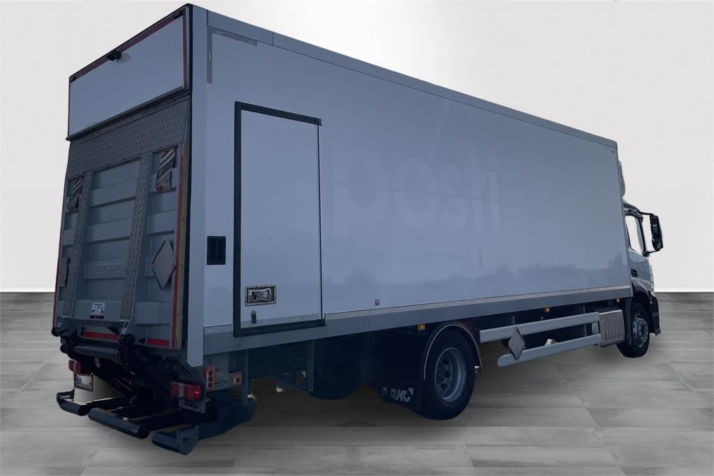 Mercedes-Benz Actros 1827 4x2 8,7m umpikori+PL nostin - Изотермический грузовик: фото 5 Mercedes-Benz Actros 1827 4x2 8,7m umpikori+PL nostin - Изотермический грузовик: фото 5