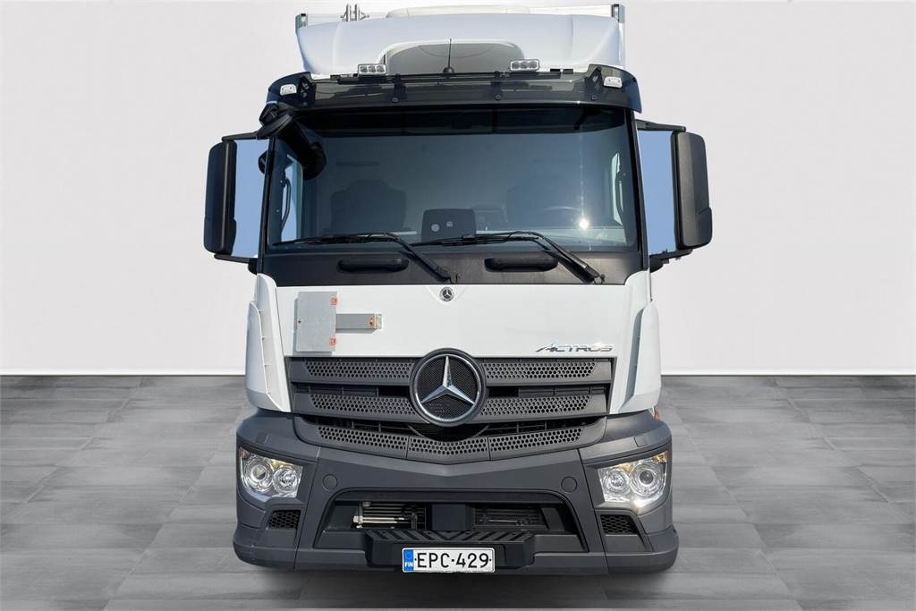 Mercedes-Benz Actros 1827 4x2 8,7m umpikori+PL nostin - Изотермический грузовик: фото 3 Mercedes-Benz Actros 1827 4x2 8,7m umpikori+PL nostin - Изотермический грузовик: фото 3