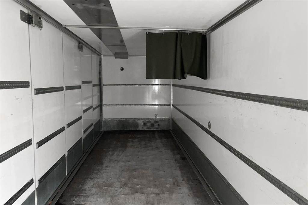 Mercedes-Benz Actros 1827 4x2 8,7m umpikori+PL nostin - Изотермический грузовик: фото 5 Mercedes-Benz Actros 1827 4x2 8,7m umpikori+PL nostin - Изотермический грузовик: фото 5