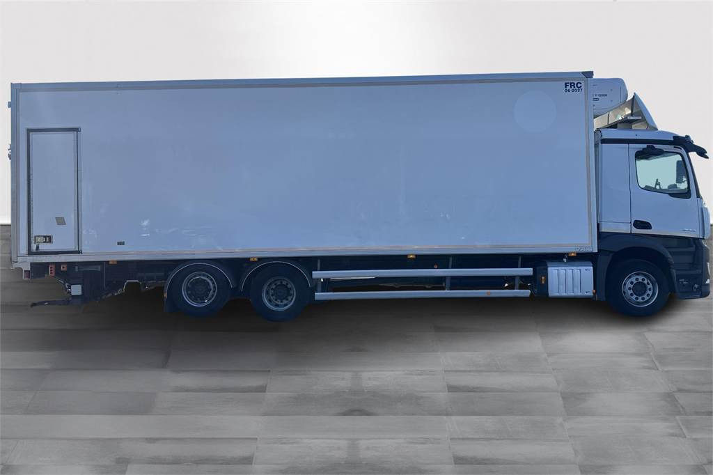 Mercedes-Benz Actros 2553L FRC 9,9m FRC 06/2027 - Изотермический грузовик: фото 5 Mercedes-Benz Actros 2553L FRC 9,9m FRC 06/2027 - Изотермический грузовик: фото 5