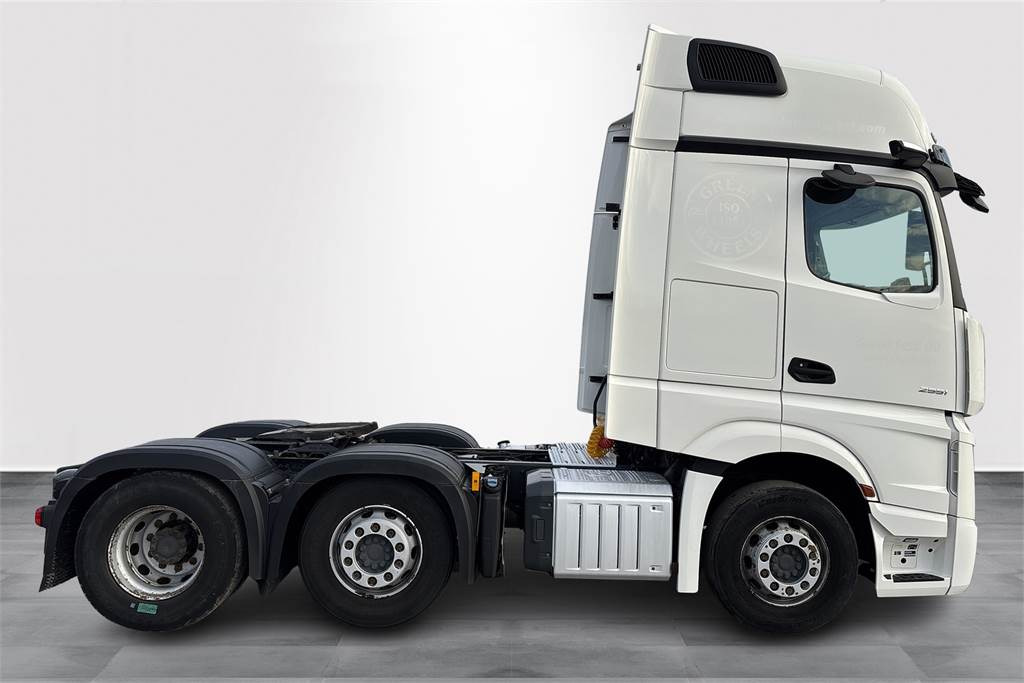 Mercedes-Benz ACTROS 5 2551 LS 6x2 - Тягач: фото 4 Mercedes-Benz ACTROS 5 2551 LS 6x2 - Тягач: фото 4