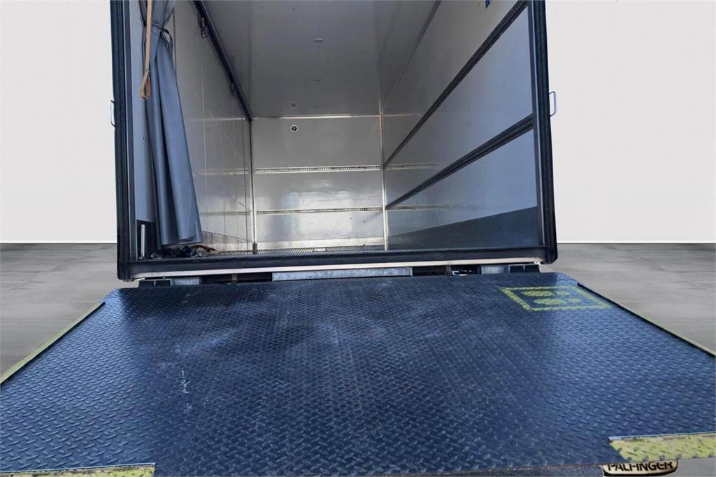 Mercedes-Benz ATEGO 1524 L 4x2 7,65m Fokor Ksa-umpikori - Тягач: фото 5 Mercedes-Benz ATEGO 1524 L 4x2 7,65m Fokor Ksa-umpikori - Тягач: фото 5