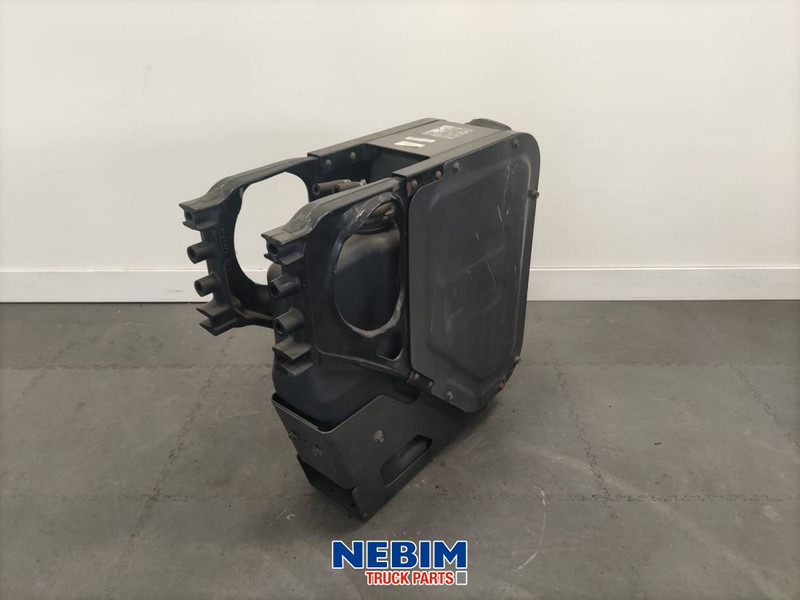 Volvo Volvo - 21215921 - Adblue tank 60L FH / FM - Запчасти для Грузовиков: фото 2 Volvo Volvo - 21215921 - Adblue tank 60L FH / FM - Запчасти для Грузовиков: фото 2