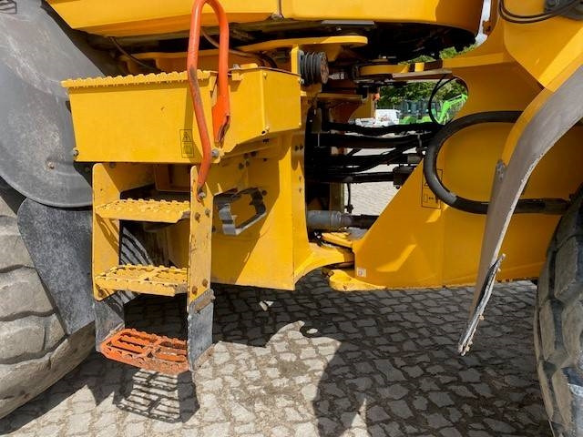 Колёсный погрузчик Volvo L 120 H MIETE / RENTAL (12001931): фото 15 Колёсный погрузчик Volvo L 120 H MIETE / RENTAL (12001931): фото 15