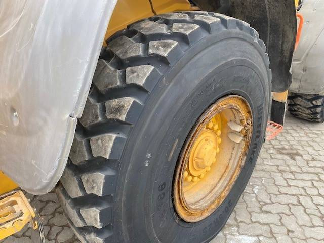 Колёсный погрузчик Volvo L 90 H MIETE / RENTAL (12005310): фото 13