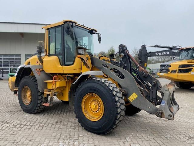 Колёсный погрузчик Volvo L 90 H MIETE / RENTAL (12005310): фото 7