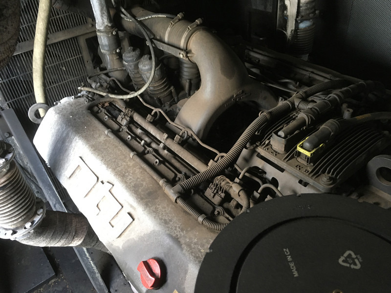 MTU 12V1600G10F GENERATOR 700KVA USED - Электрогенератор: фото 2 MTU 12V1600G10F GENERATOR 700KVA USED - Электрогенератор: фото 2