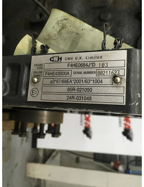Строительная техника Iveco F4HE0684J*D FOR PARTS: фото 6