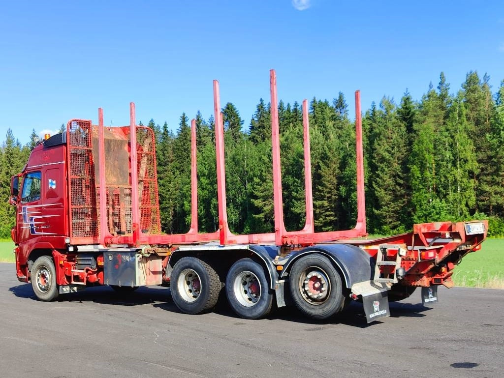 Volvo FH16 - Лесовоз: фото 4 Volvo FH16 - Лесовоз: фото 4