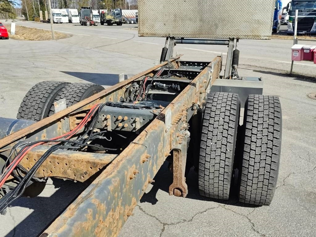 Грузовик-шасси Volvo FM 11: фото 7