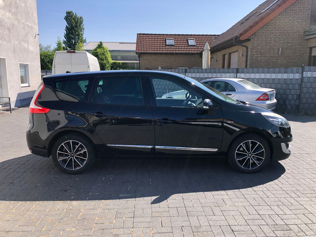 Пассажирский фургон Renault Scenic Grand 2.0 dCi 150 BOSE Edition,Automatik: фото 6 Пассажирский фургон Renault Scenic Grand 2.0 dCi 150 BOSE Edition,Automatik: фото 6