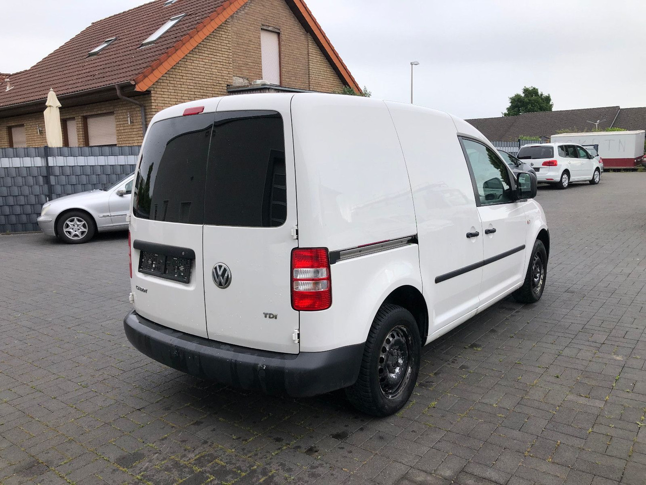 Volkswagen Caddy 1.6 TDi EcoProfi - Легковой фургон: фото 2 Volkswagen Caddy 1.6 TDi EcoProfi - Легковой фургон: фото 2