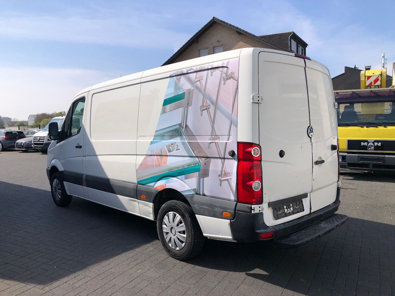 Volkswagen Crafter 2.5 TDI 30 mittel L2H1, Klima - Легковой фургон: фото 4 Volkswagen Crafter 2.5 TDI 30 mittel L2H1, Klima - Легковой фургон: фото 4