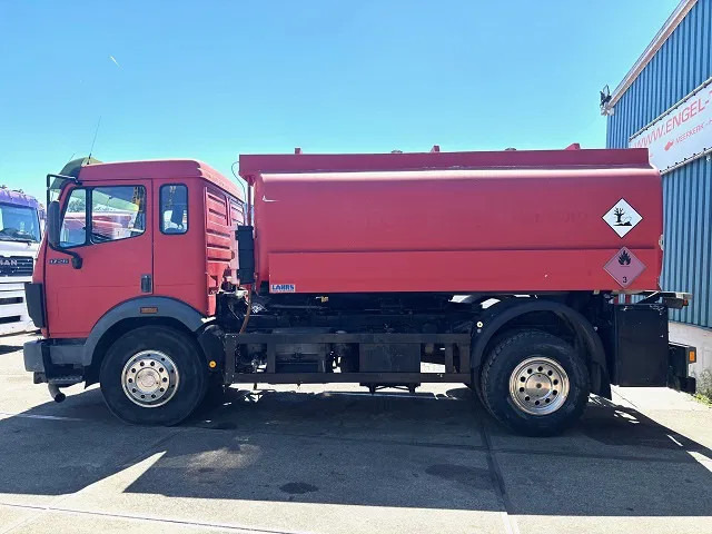 Mercedes-Benz SK 1726 (ORIGINAL GERMAN) 13.500 LITER TANK TRUCK (ZF16 MANUAL GEARBOX / FULL STEEL SUSPENSION / REDUCTION AXLE / ANALOG COUNTER - Грузовик-цистерна: фото 5 Mercedes-Benz SK 1726 (ORIGINAL GERMAN) 13.500 LITER TANK TRUCK (ZF16 MANUAL GEARBOX / FULL STEEL SUSPENSION / REDUCTION AXLE / ANALOG COUNTER - Грузовик-цистерна: фото 5