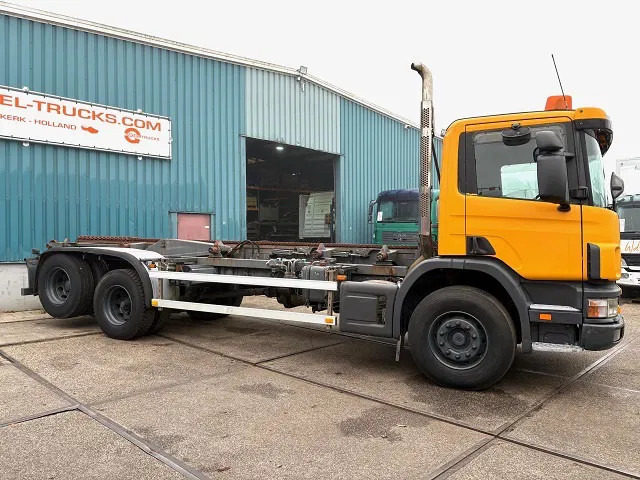Scania P114-340 6x2 WITH MULTILIFT CONTAINERSYSTEM ONLY 80.500 KM!! ORIGINAL (10 TIRES / FULL STEEL SUSPENSION / 12 GEARS MANUAL GEARBO - Грузовик-контейнеровоз/ Сменный кузов: фото 4 Scania P114-340 6x2 WITH MULTILIFT CONTAINERSYSTEM ONLY 80.500 KM!! ORIGINAL (10 TIRES / FULL STEEL SUSPENSION / 12 GEARS MANUAL GEARBO - Грузовик-контейнеровоз/ Сменный кузов: фото 4
