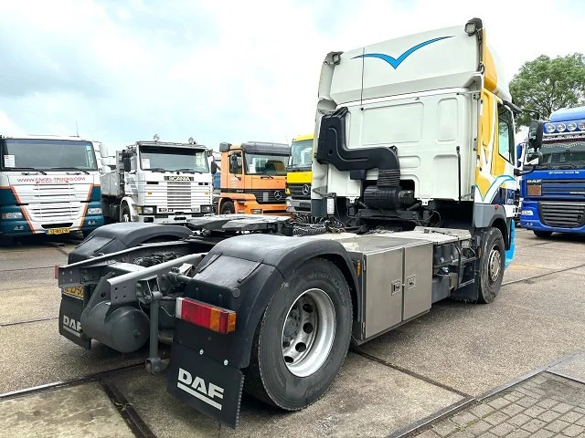 DAF CF 85 360 SPACECAB (ORIGINAL DUTCH TRUCK / LOW MILEAGE!!) (EURO 5 / 9.000 KG. FRONT-AXLE / AS-TRONIC / AIRCONDITIONING / FRONTVI - Тягач: фото 3 DAF CF 85 360 SPACECAB (ORIGINAL DUTCH TRUCK / LOW MILEAGE!!) (EURO 5 / 9.000 KG. FRONT-AXLE / AS-TRONIC / AIRCONDITIONING / FRONTVI - Тягач: фото 3