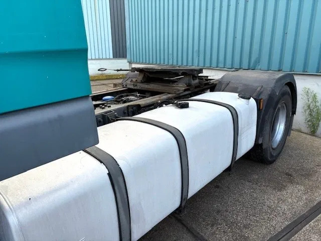 Тягач DAF XF 105.460 SPACECAB (EURO 5 / ZF16 MANUAL GEARBOX / P.T.O. / AIRCONDITIONING / FRIDGE UNDER BED / ETC.): фото 8 Тягач DAF XF 105.460 SPACECAB (EURO 5 / ZF16 MANUAL GEARBOX / P.T.O. / AIRCONDITIONING / FRIDGE UNDER BED / ETC.): фото 8