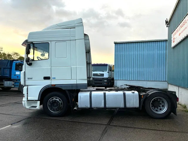 DAF XF 105.460 SPACECAB (ZF MANUAL GEARBOX / MX-BRAKE / 870+430 LITER TANK / EURO 5 EEV / AIRCONDITIONING / FRIDGE) - Тягач: фото 5 DAF XF 105.460 SPACECAB (ZF MANUAL GEARBOX / MX-BRAKE / 870+430 LITER TANK / EURO 5 EEV / AIRCONDITIONING / FRIDGE) - Тягач: фото 5