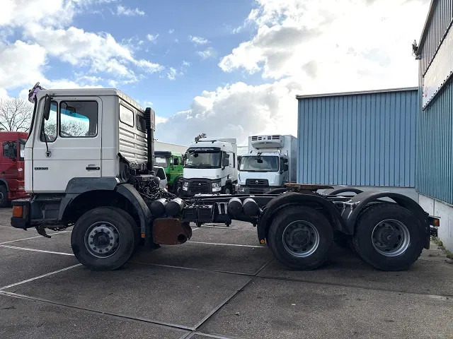 MAN 33.373 DFT 6x4 FULL STEEL SUSPENSION (13.000 AXLES / ZF16 MANUAL GEARBOX / REDUCTION AXLES / FULL STEEL SUSPENSION) - Тягач: фото 5 MAN 33.373 DFT 6x4 FULL STEEL SUSPENSION (13.000 AXLES / ZF16 MANUAL GEARBOX / REDUCTION AXLES / FULL STEEL SUSPENSION) - Тягач: фото 5