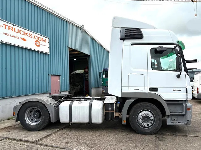 Mercedes-Benz Actros 1844 LS (MP2) (TELLIGENT AUTOMATIC / AIRCONDITIONING / 2x DIESELTANK / EURO 5) - Тягач: фото 4 Mercedes-Benz Actros 1844 LS (MP2) (TELLIGENT AUTOMATIC / AIRCONDITIONING / 2x DIESELTANK / EURO 5) - Тягач: фото 4