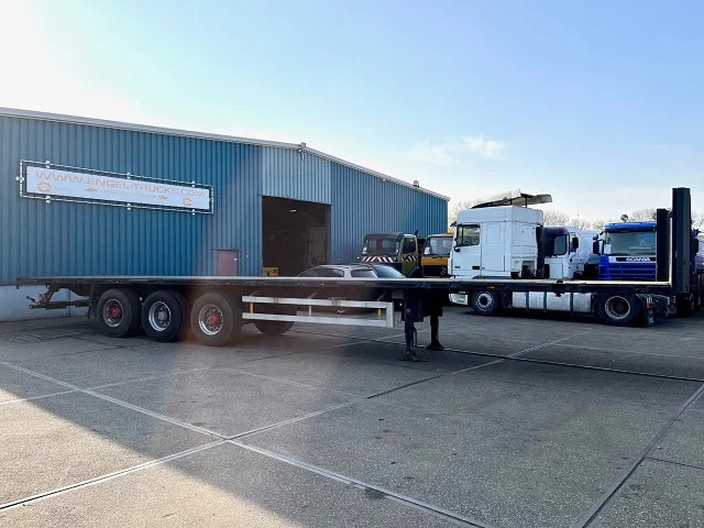 Van Hool 3B1047 13.60M. FLATBED TRAILER WITH 40FT TWISTLOCKS (SAF-AXLES / DISC BRAKES / 40FT TWISTLOCKS) - Полуприцеп бортовой/ Платформа: фото 4 Van Hool 3B1047 13.60M. FLATBED TRAILER WITH 40FT TWISTLOCKS (SAF-AXLES / DISC BRAKES / 40FT TWISTLOCKS) - Полуприцеп бортовой/ Платформа: фото 4