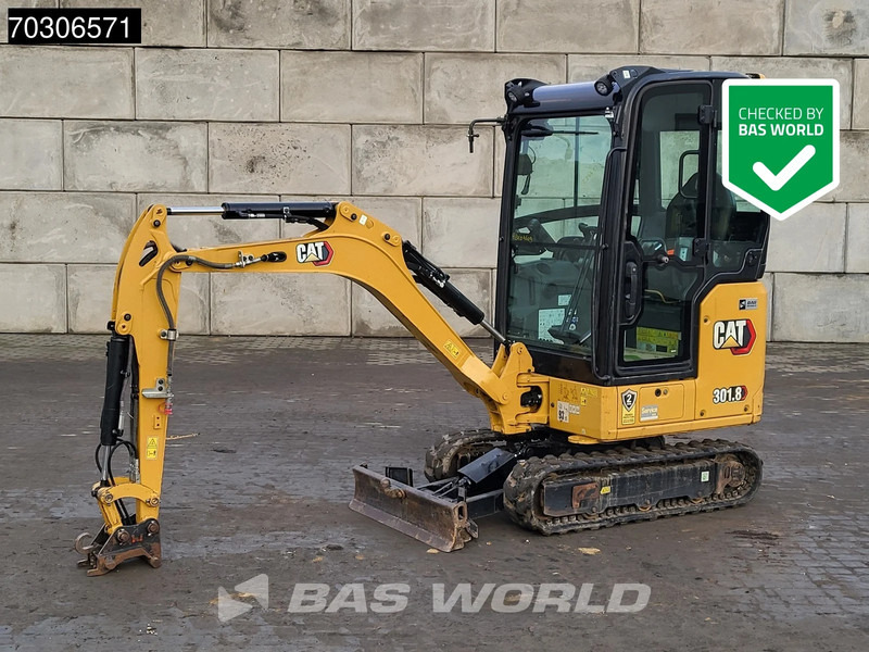 Caterpillar 301.8 - Мини-экскаватор: фото 1 Caterpillar 301.8 - Мини-экскаватор: фото 1